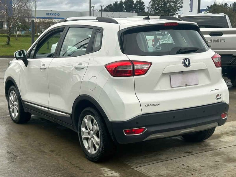 Changan CS15 HB 1.5 2025 - Imagen 3 de 8
