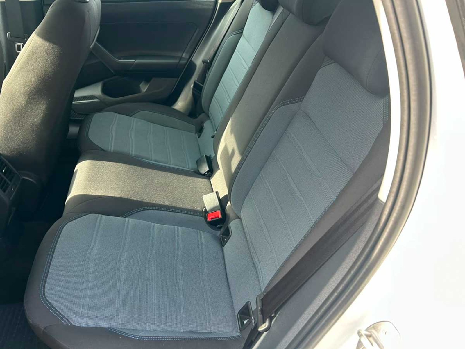 Volkswagen NIVUS TSI 1.0 AUT 2023 - Imagen 8 de 8