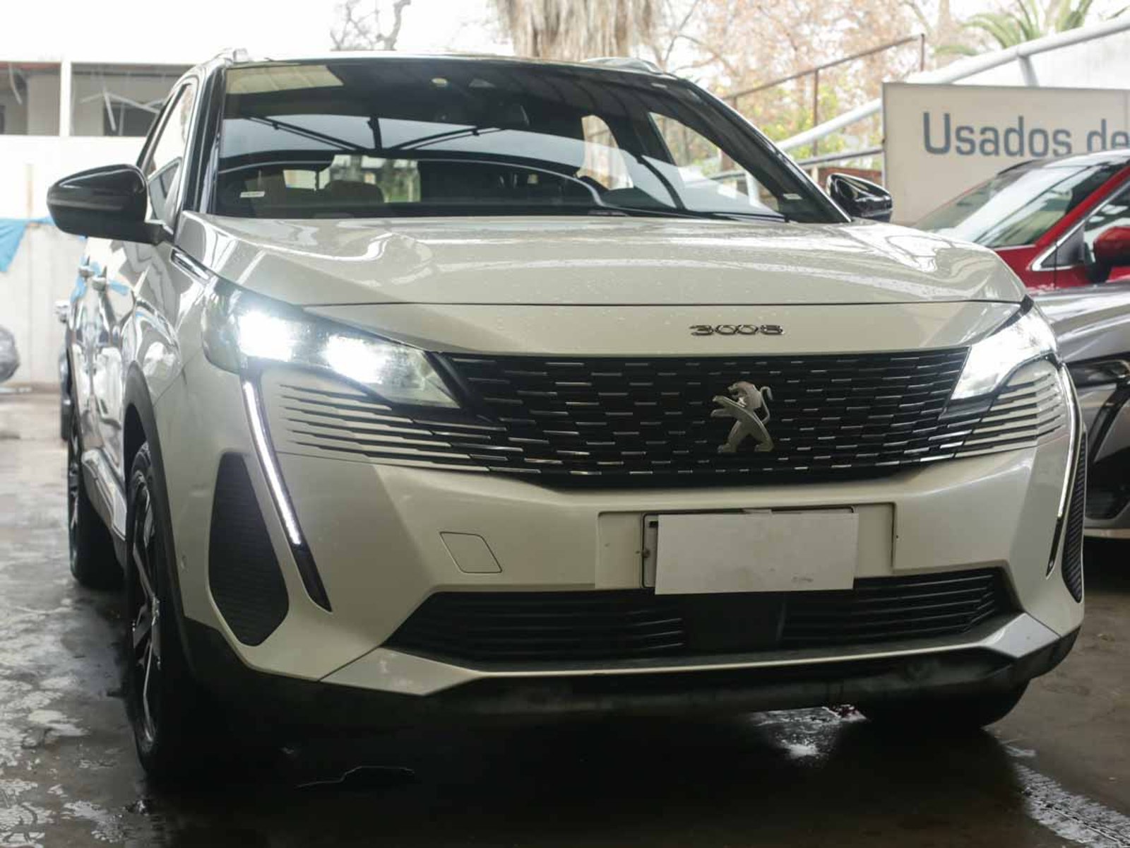 Peugeot 3008 ALLURE PACK BLUEHDI 130 EAT8 2024 - Foto 2 de 8