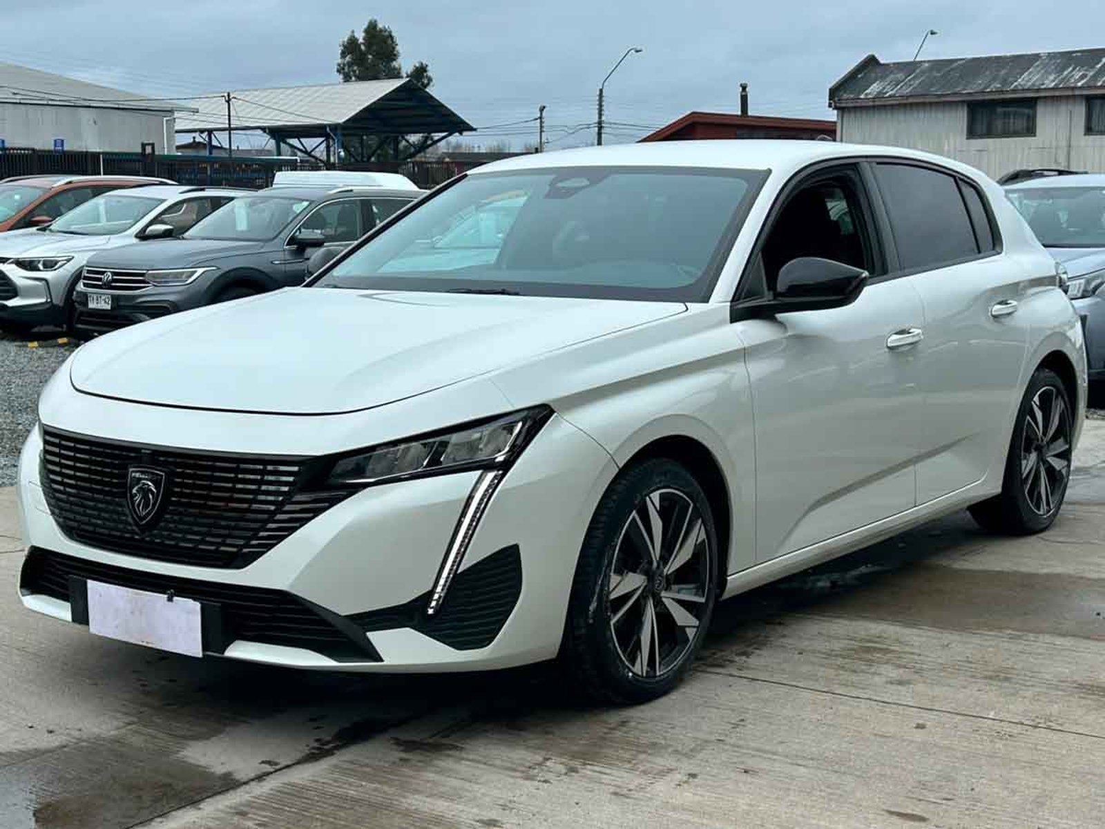 Peugeot 308 ACTIVE PACK 1.2 PURETECH 110HP 2024 - Imagen 17 de 20