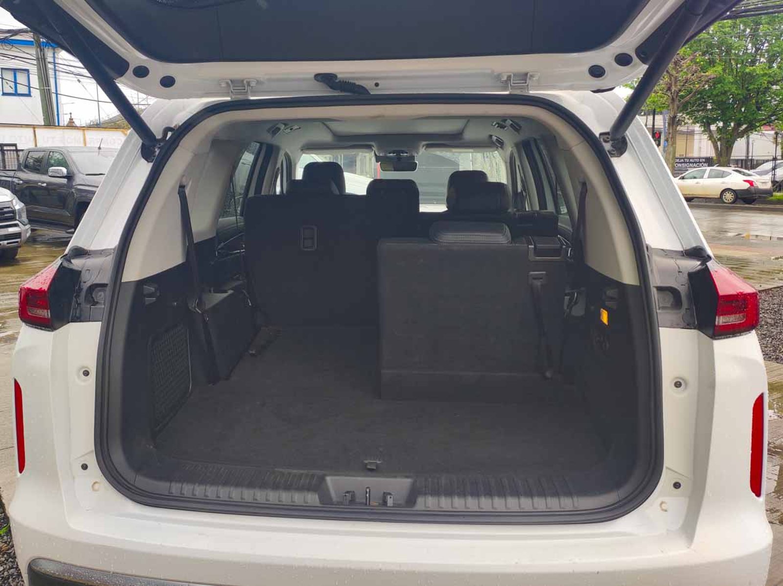 Exeed EXEED VX 2.0T DCT UNLIMITED AWD 2024 - Imagen 14 de 16