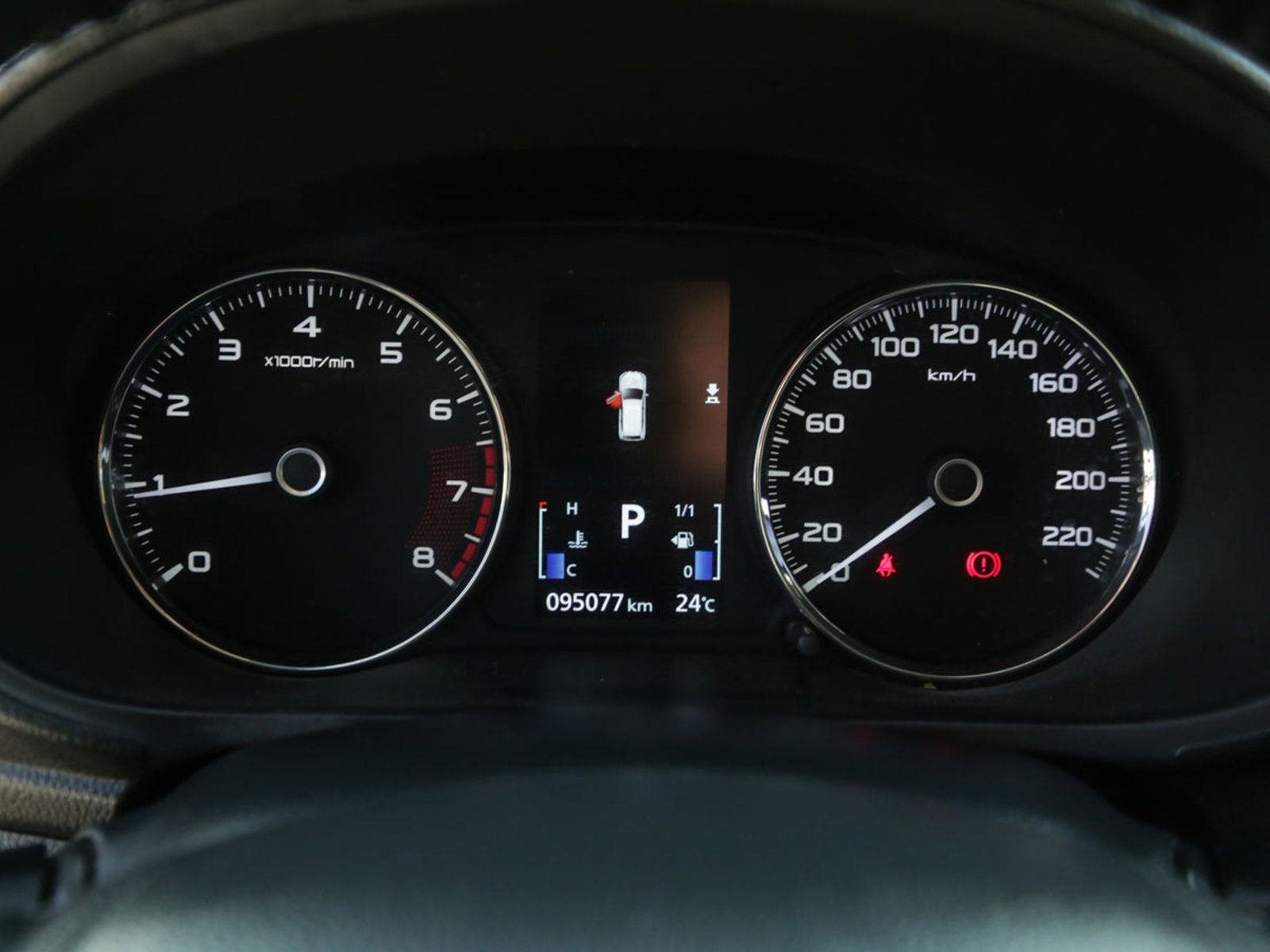 MITSUBISHI MONTERO SPORT 3.0 2WD AT 2018 - Imagen 7 de 14