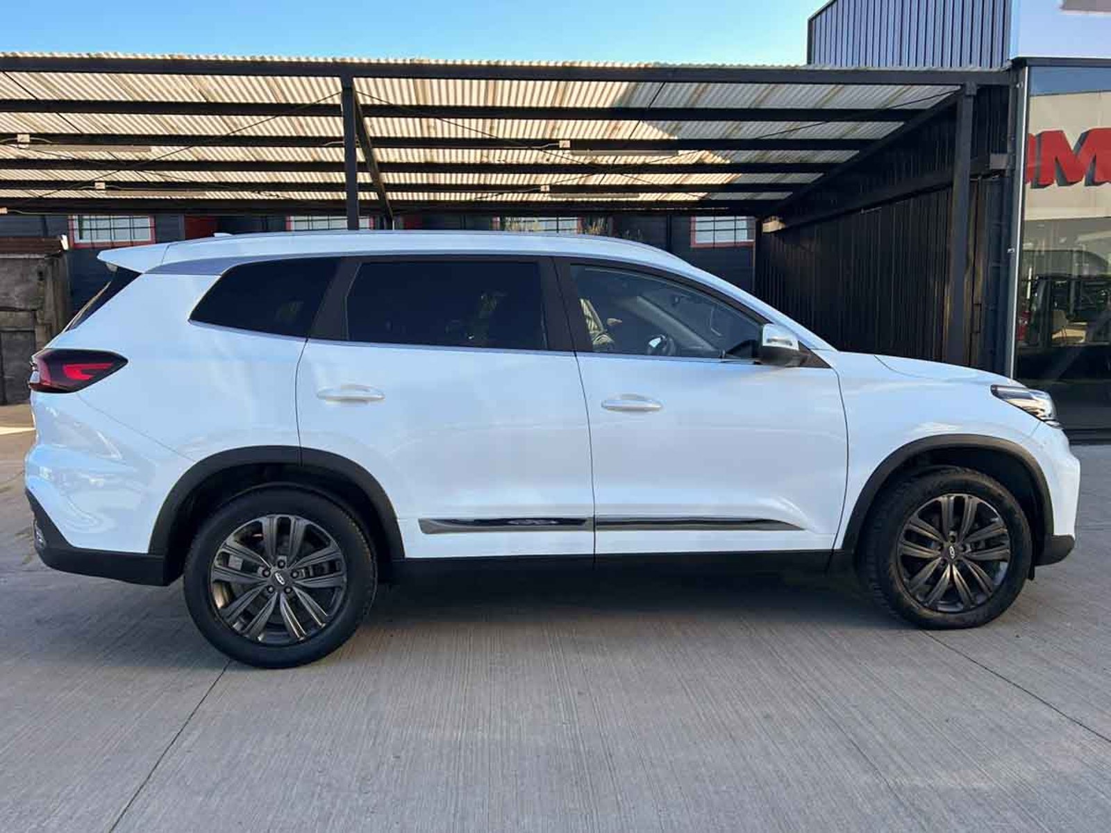 Chery TIGGO 8 GL 1.5 2023 - Imagen 8 de 8