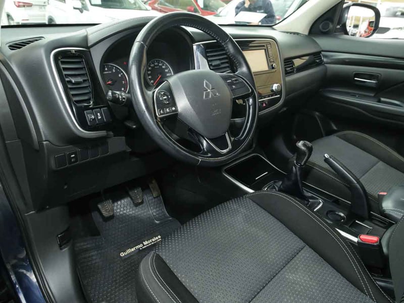 Mitsubishi OUTLANDER 2.0 2022 - Imagen 6 de 8