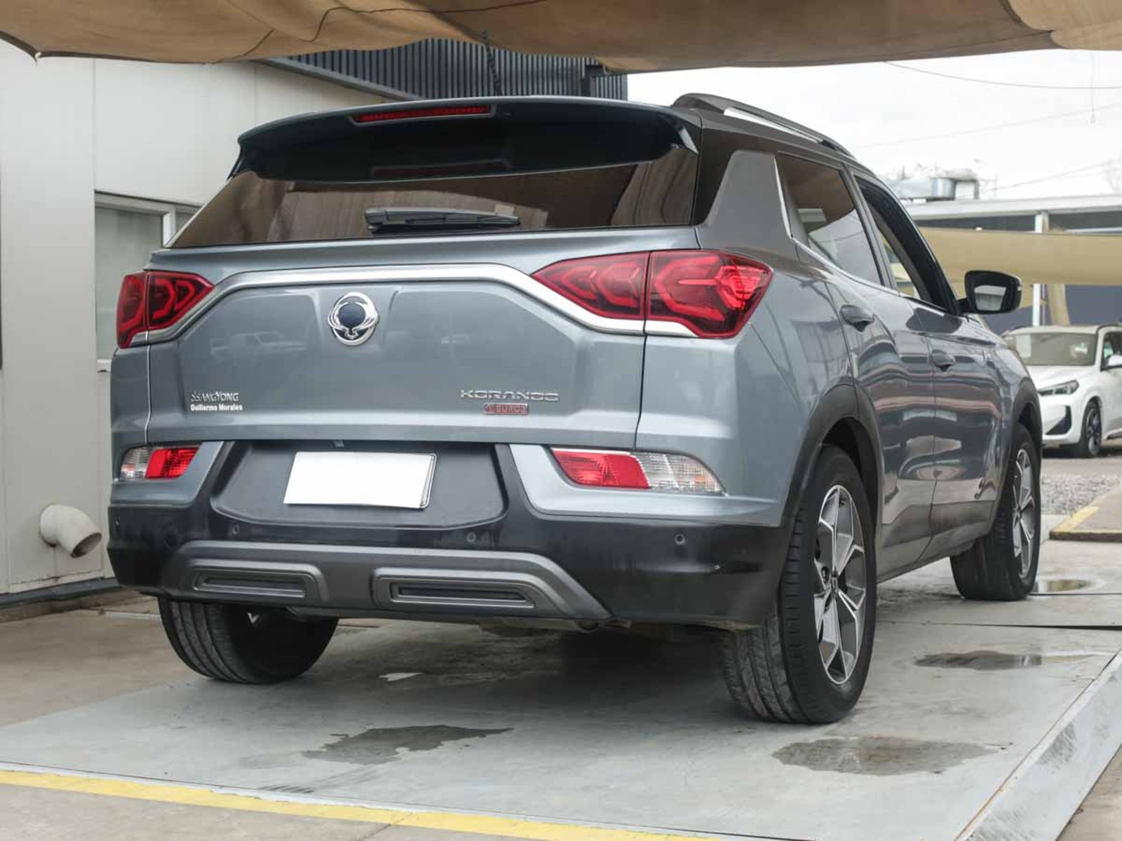 SsangYong NEW KORANDO GLX 1.5T 6MT 2WD 6AB 2021 - Foto 4 de 8