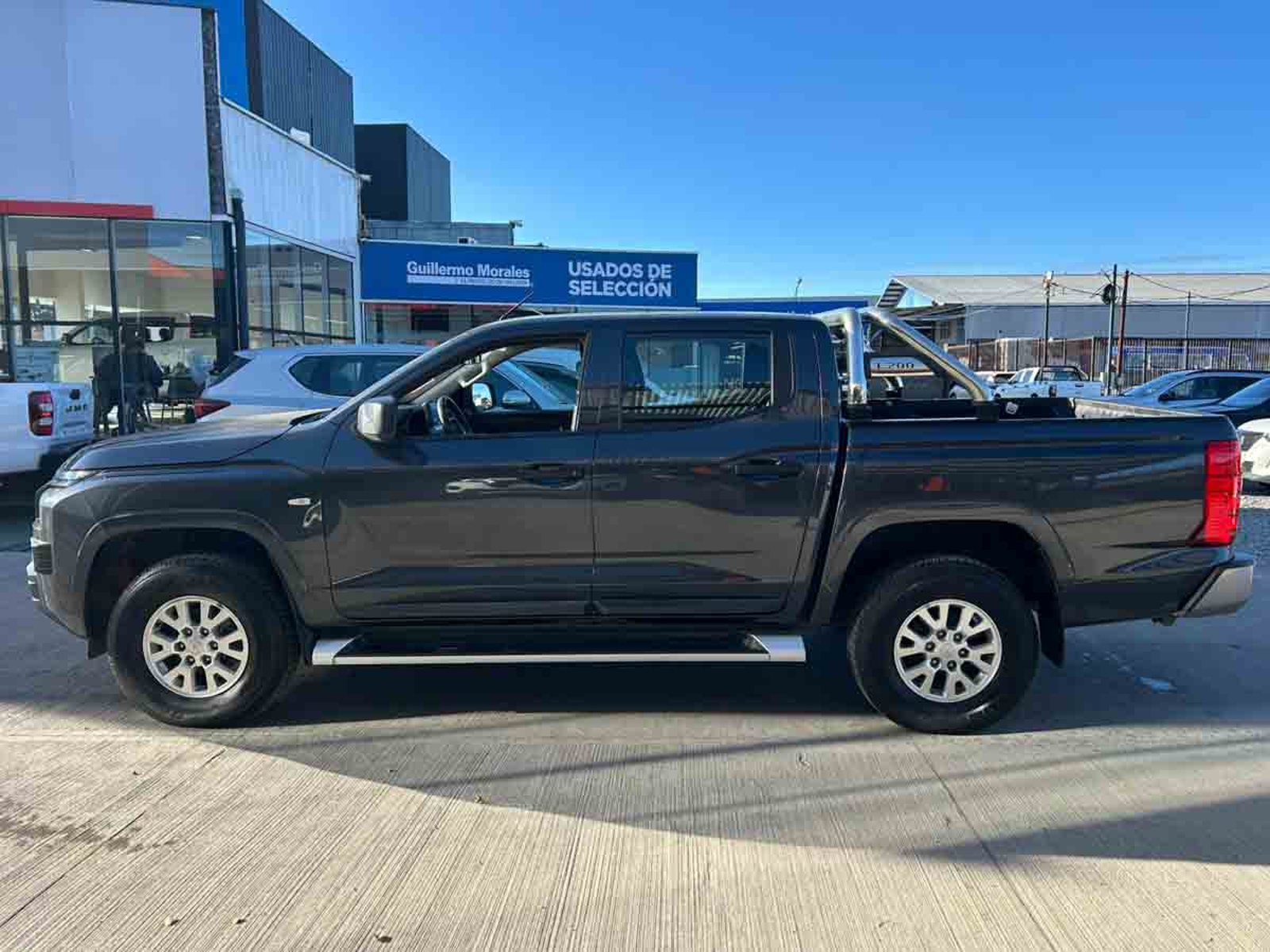 MITSUBISHI NEW L200 WORK XR E6 2025 - Imagen 15 de 16