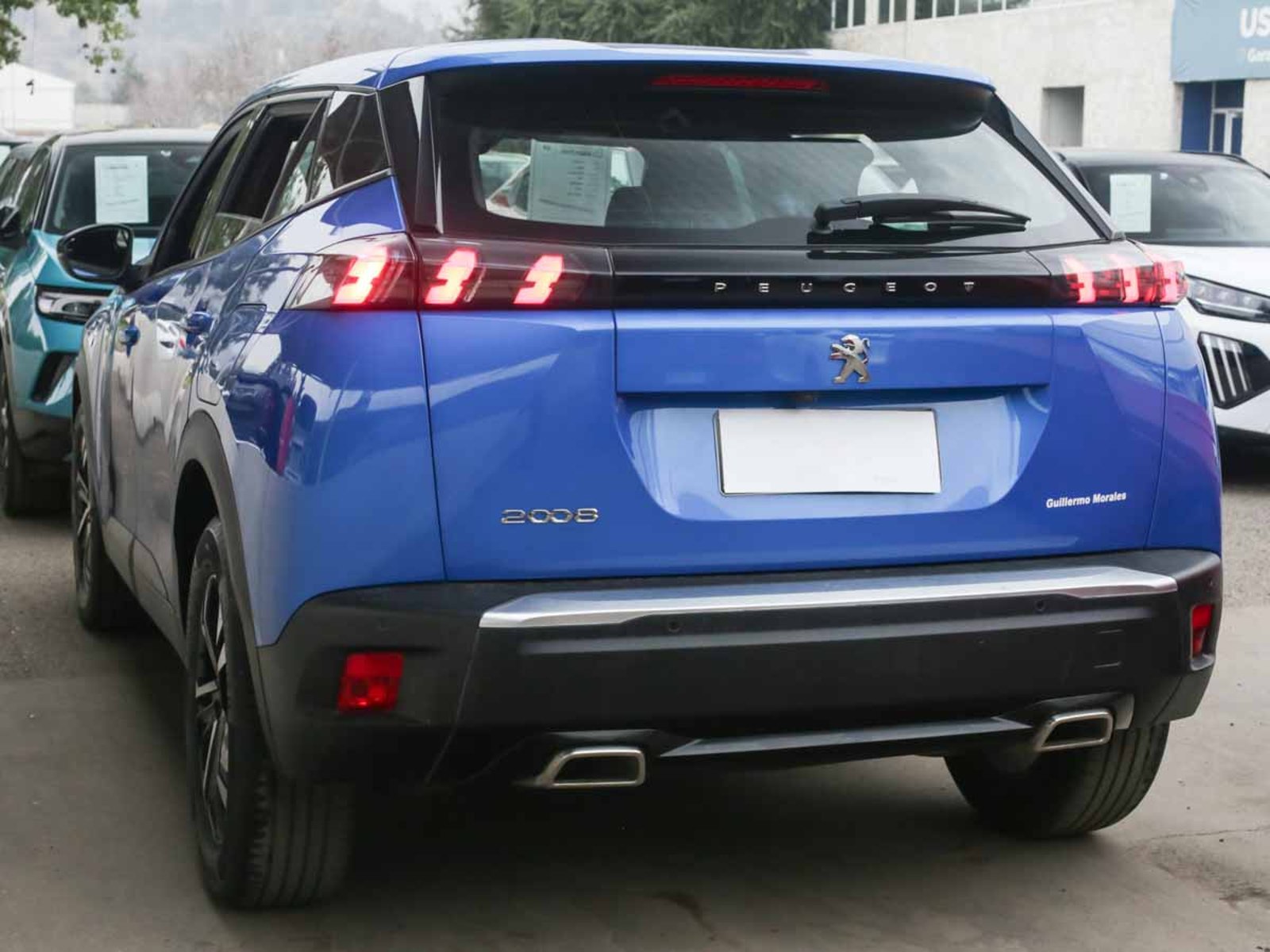 Peugeot 2008 PURETECH 130 4X2 1.2 2022 - Foto 3 de 8