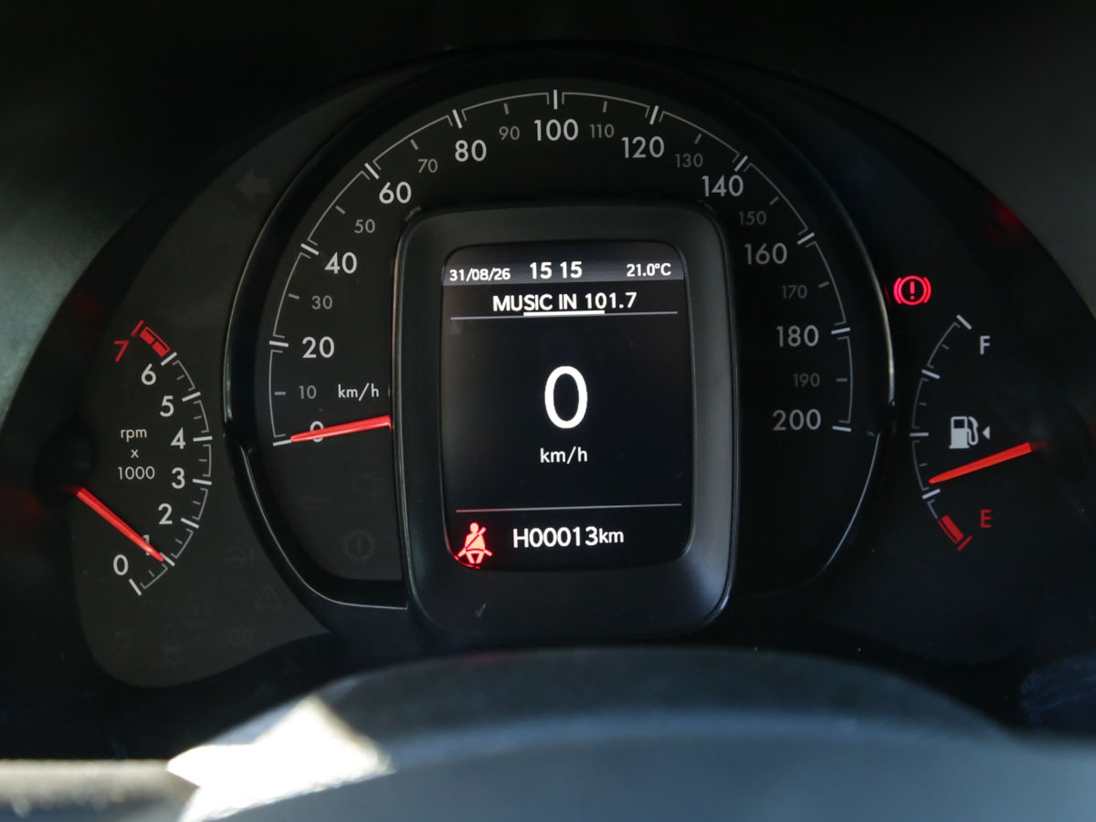 RAM 700 BIGHORN CREW CAB 1.3 MT 2026 - Foto 5 de 8