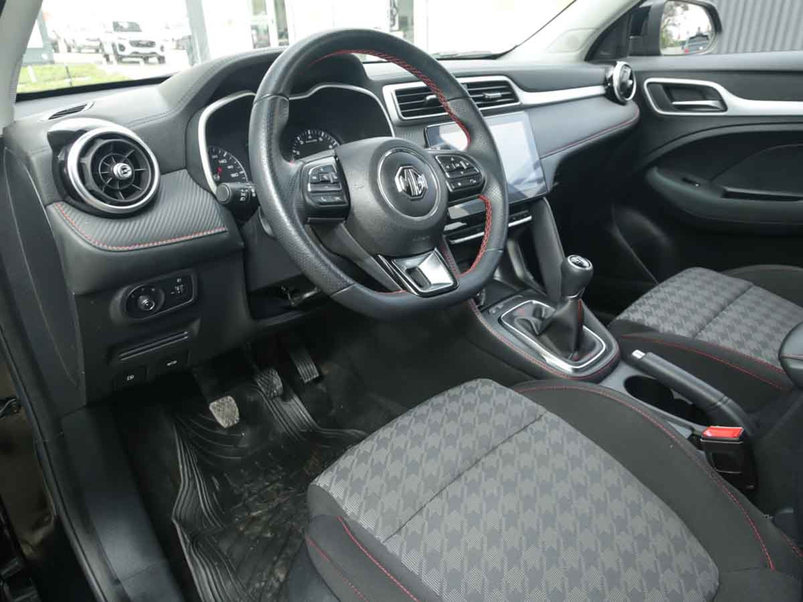 MG ZX 1.5 2024 - Imagen 6 de 8