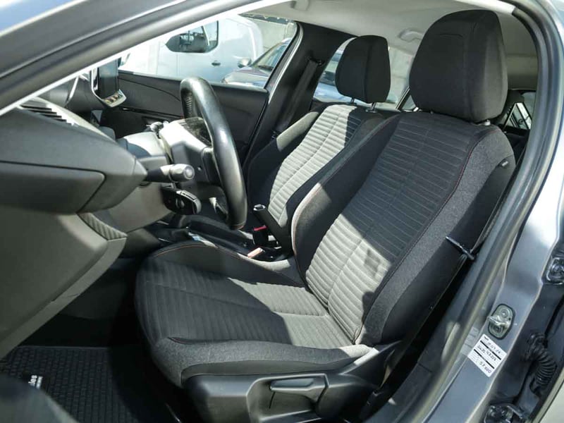 Peugeot 208 BLUE HDI 100 1.5 2021 - Imagen 7 de 8