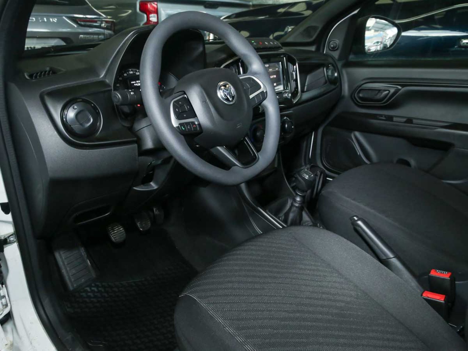 RAM 700 SLT CREW CAB 1.3 MT 2026 - Imagen 6 de 8