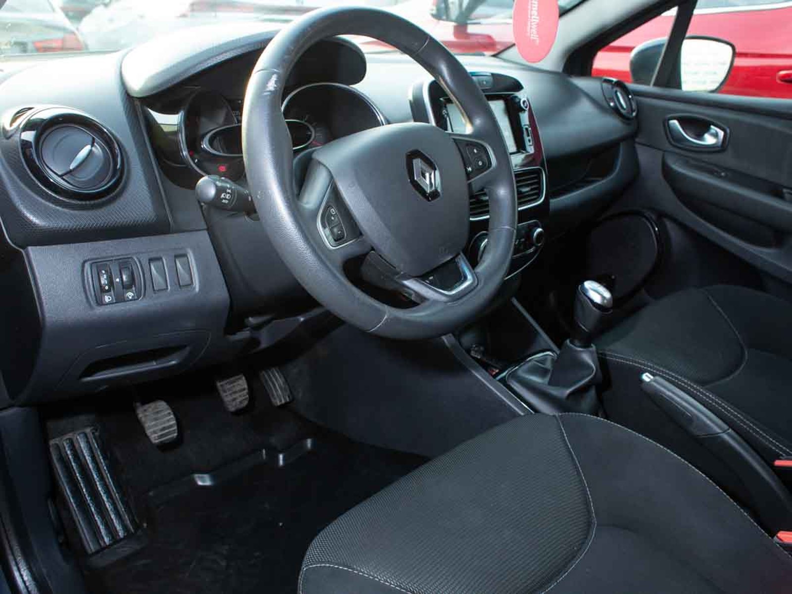 Renault CLIO IV HB 1.2 2020 - Imagen 6 de 8