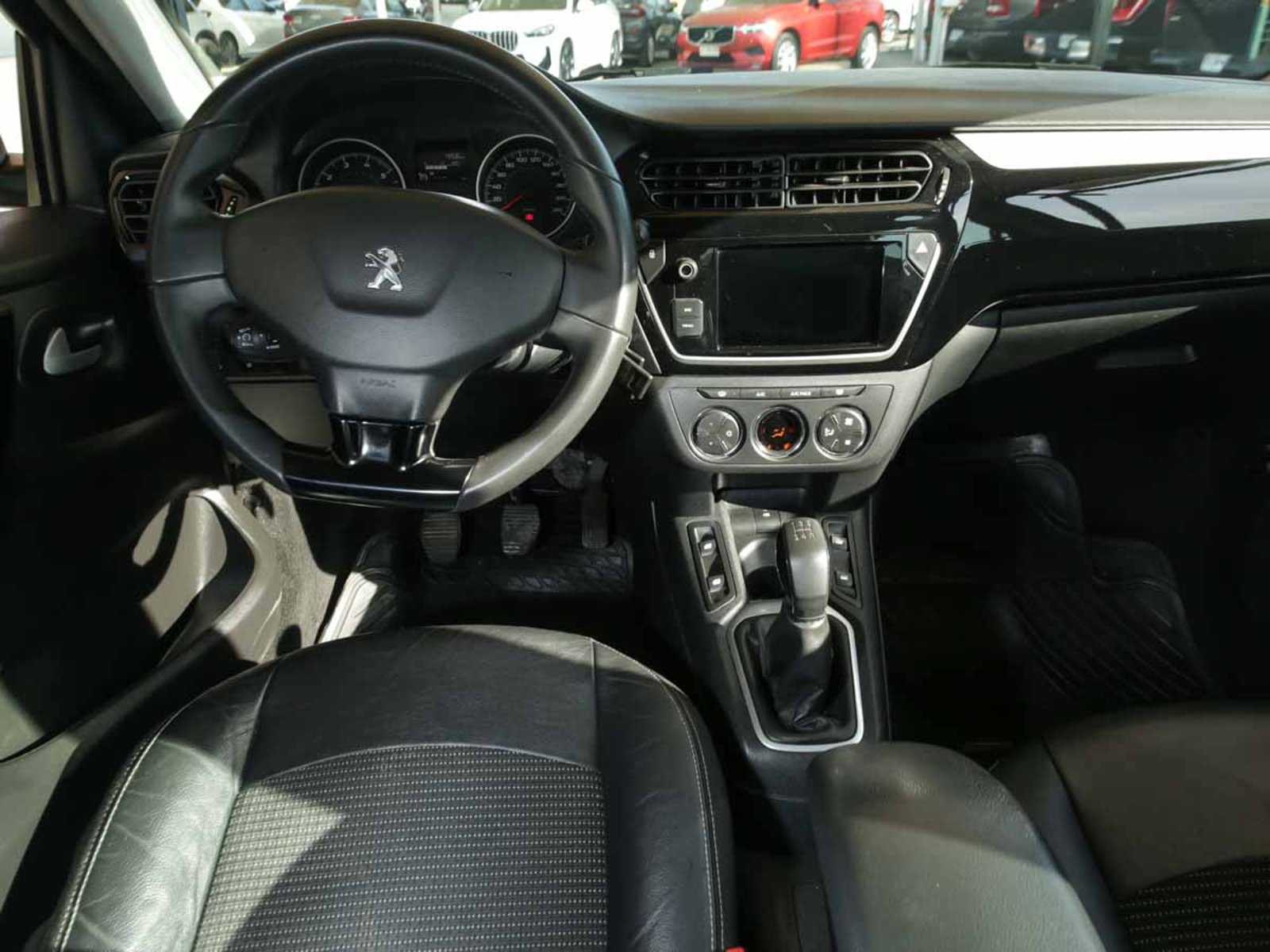 PEUGEOT 301 ALLURE 1.6 HDI 92HP 2022 - Imagen 11 de 12