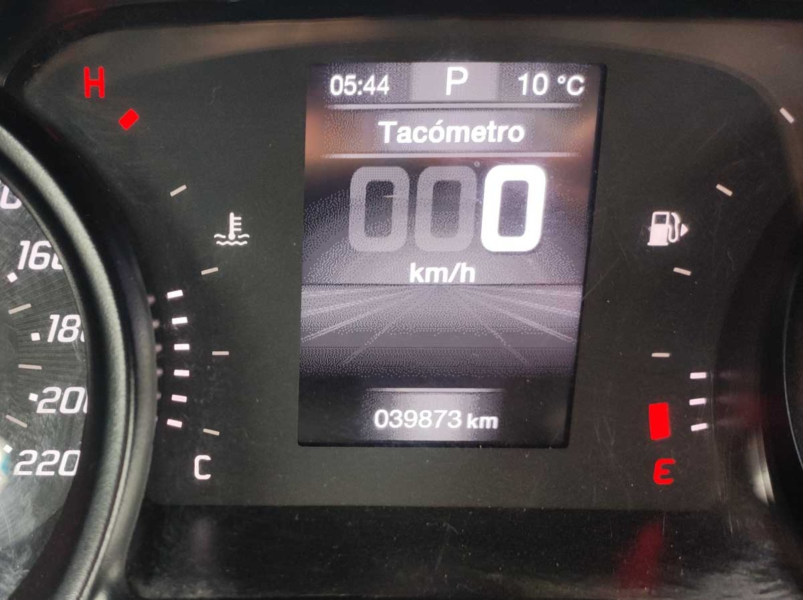 FIAT CRONOS DRIVE 1.8 AT 2022 - Foto 5 de 8