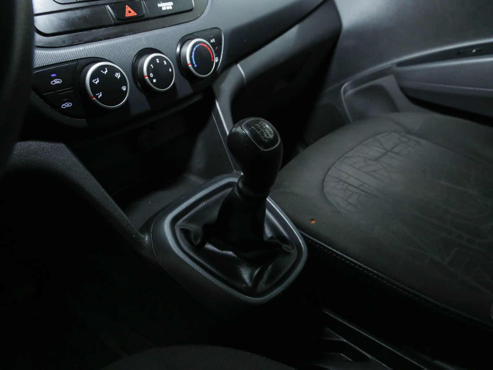 HYUNDAI GRAND I-10 BA SDN MT GL 2AB AC 2018 - Imagen 9 de 13