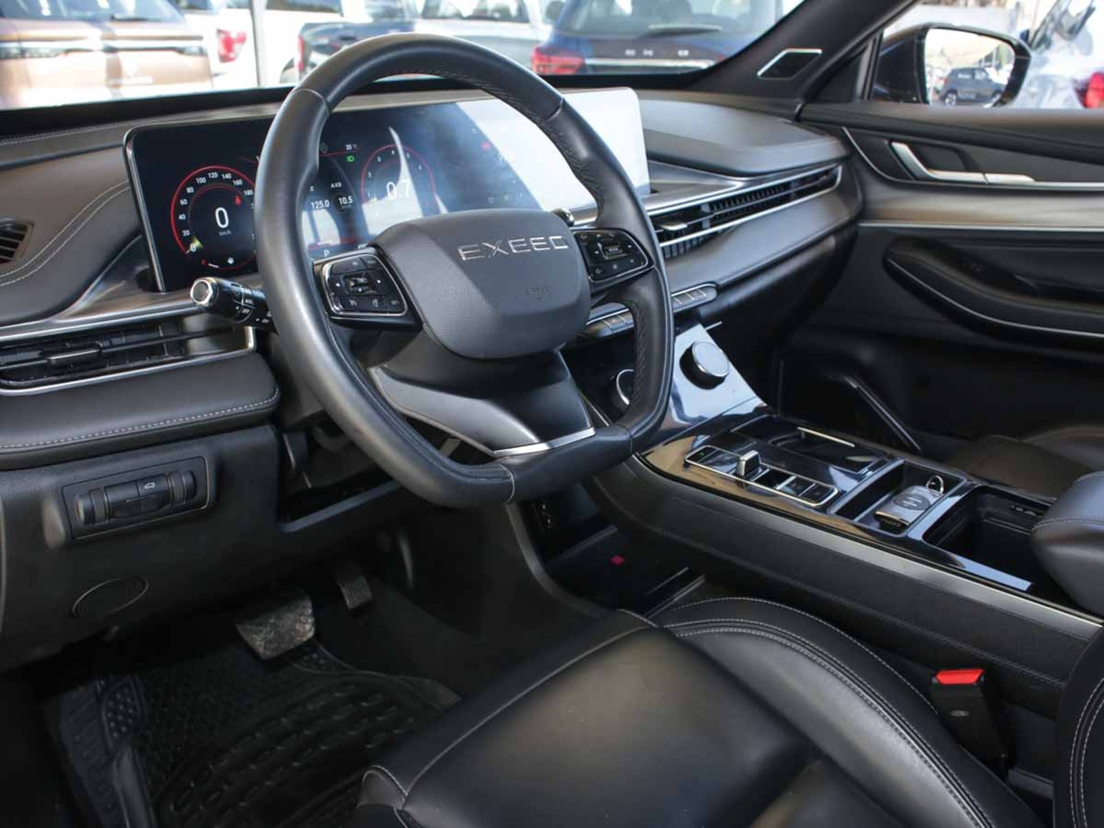 Exeed EXEED LX 1.5T CVT ADVANCED 2024 - Imagen 6 de 8