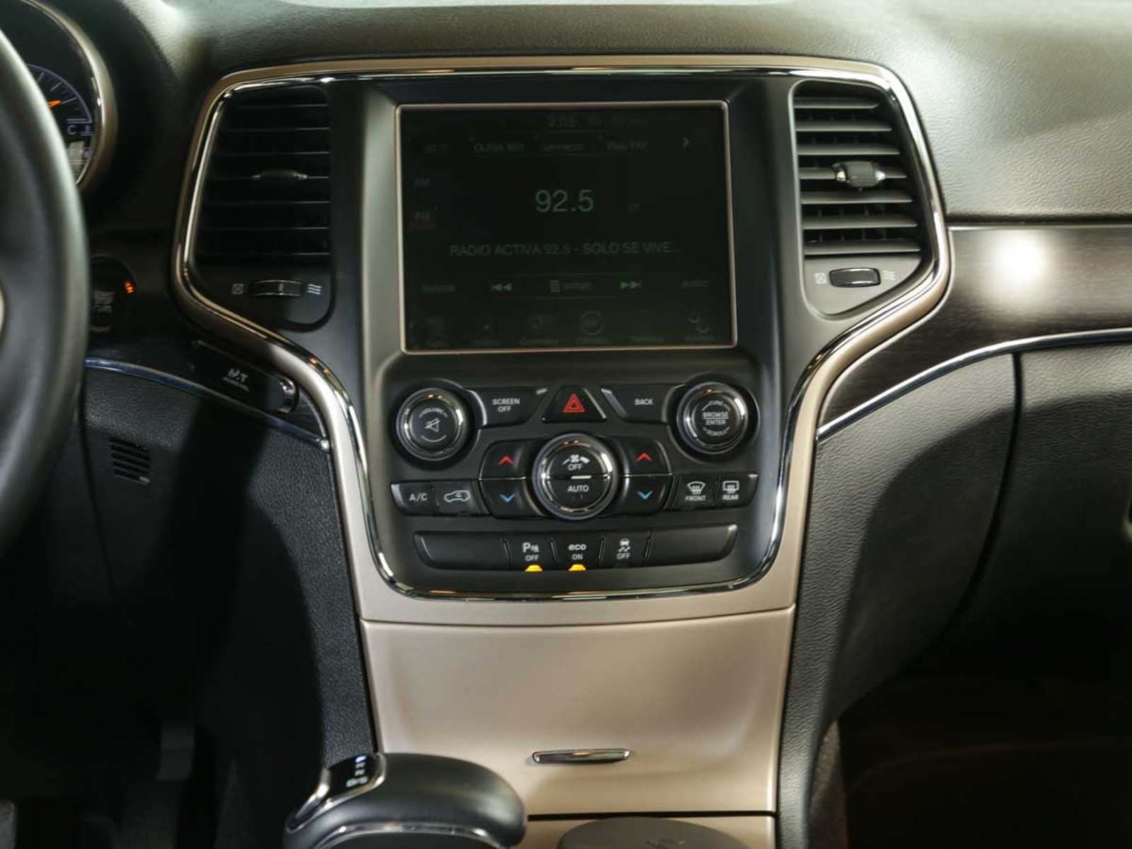 JEEP GRAND CHEROKEE LIMITED 3.6 LX 4X4 2015 - Imagen 13 de 14