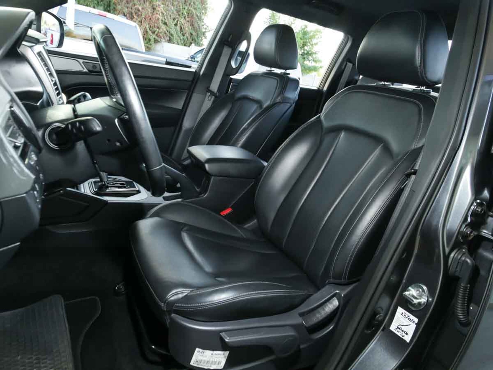 SSANGYONG GRAND MUSSO LIMITED 2.2TD 6AT 4WD 2024 - Imagen 12 de 15