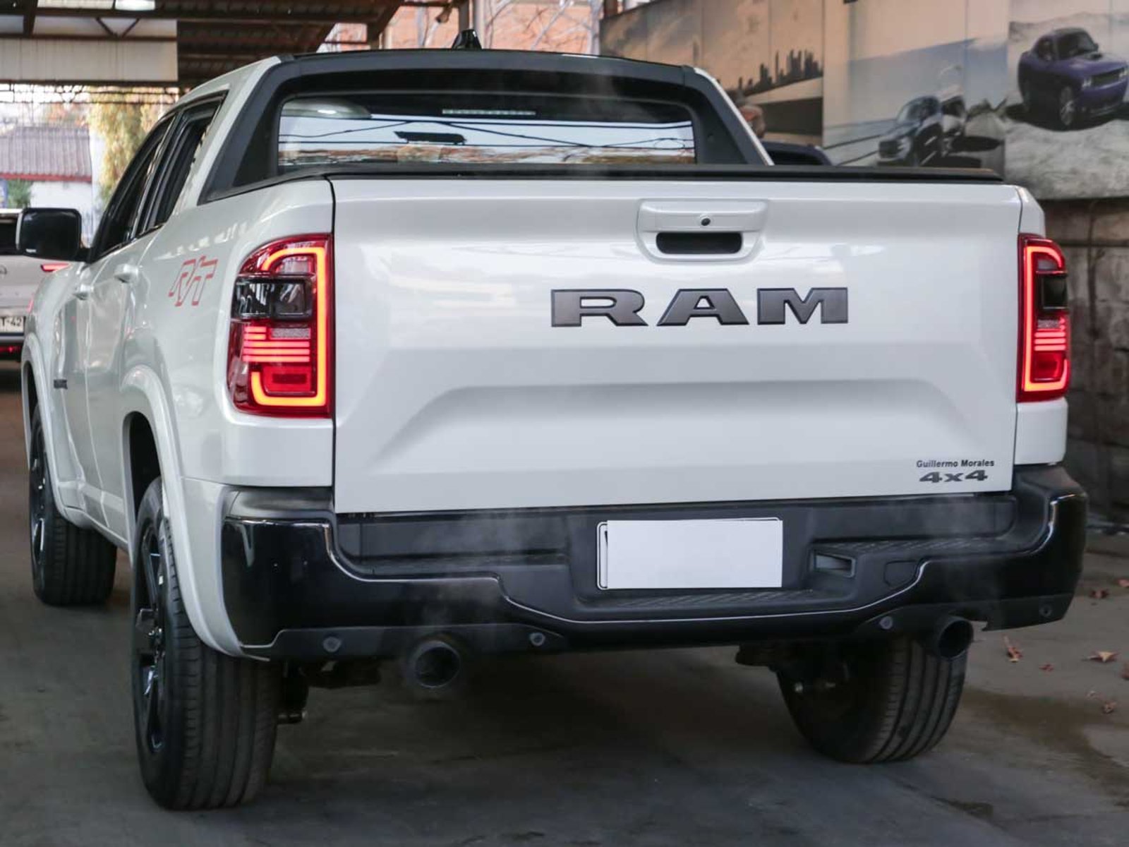 RAM RAMPAGE R/T 2.0 GASOLINA 272 HP 4X4 AT 2026 - Foto 2 de 8