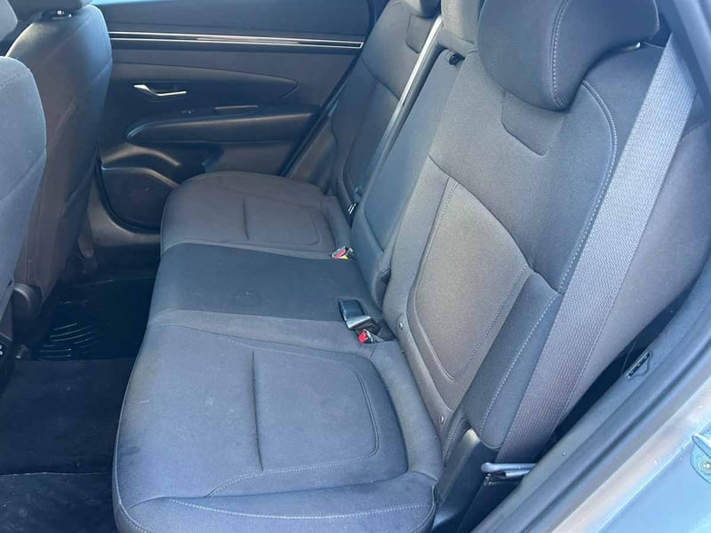 Hyundai TUCSON 2.0 GL AT 4WD ABS 2AB 2022 - Imagen 11 de 20
