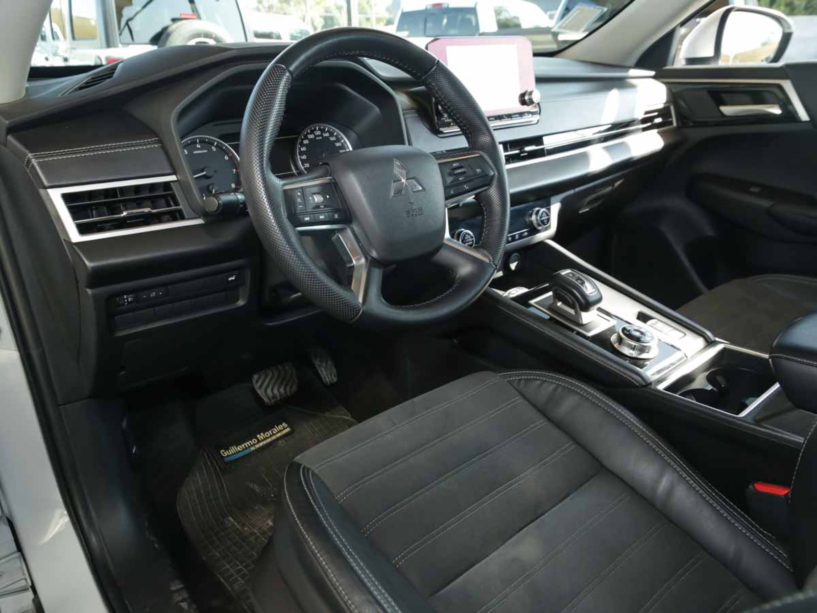 Mitsubishi NEW OUTLANDER GLS 2023 - Imagen 6 de 8