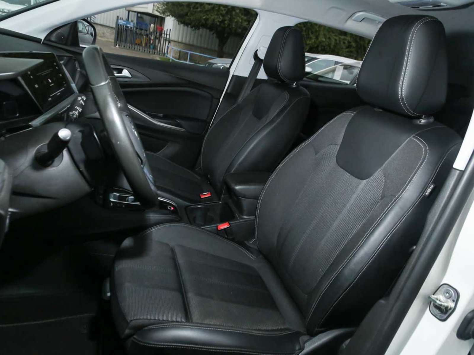 Opel GRANDLAND TD 1.5 AUT 2024 - Imagen 7 de 8