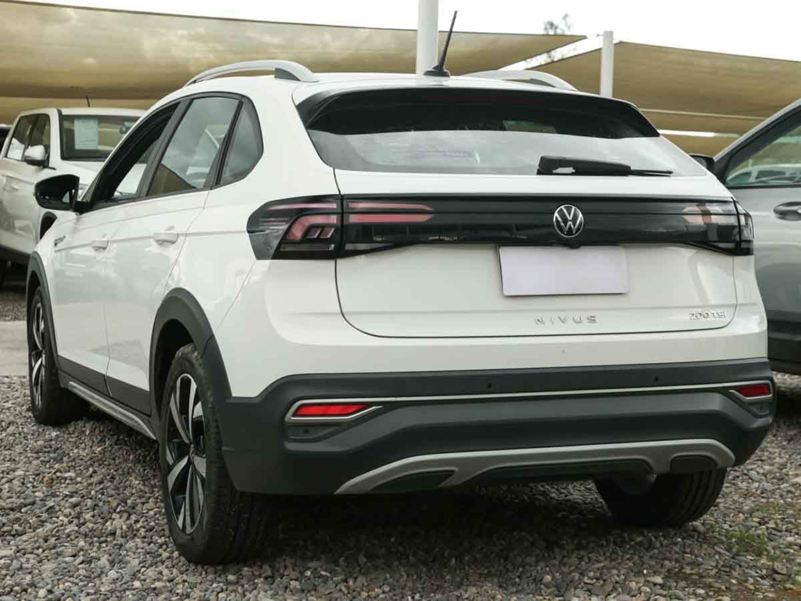 Volkswagen NIVUS TSI 1.0 AUT 2021 - Foto 3 de 8