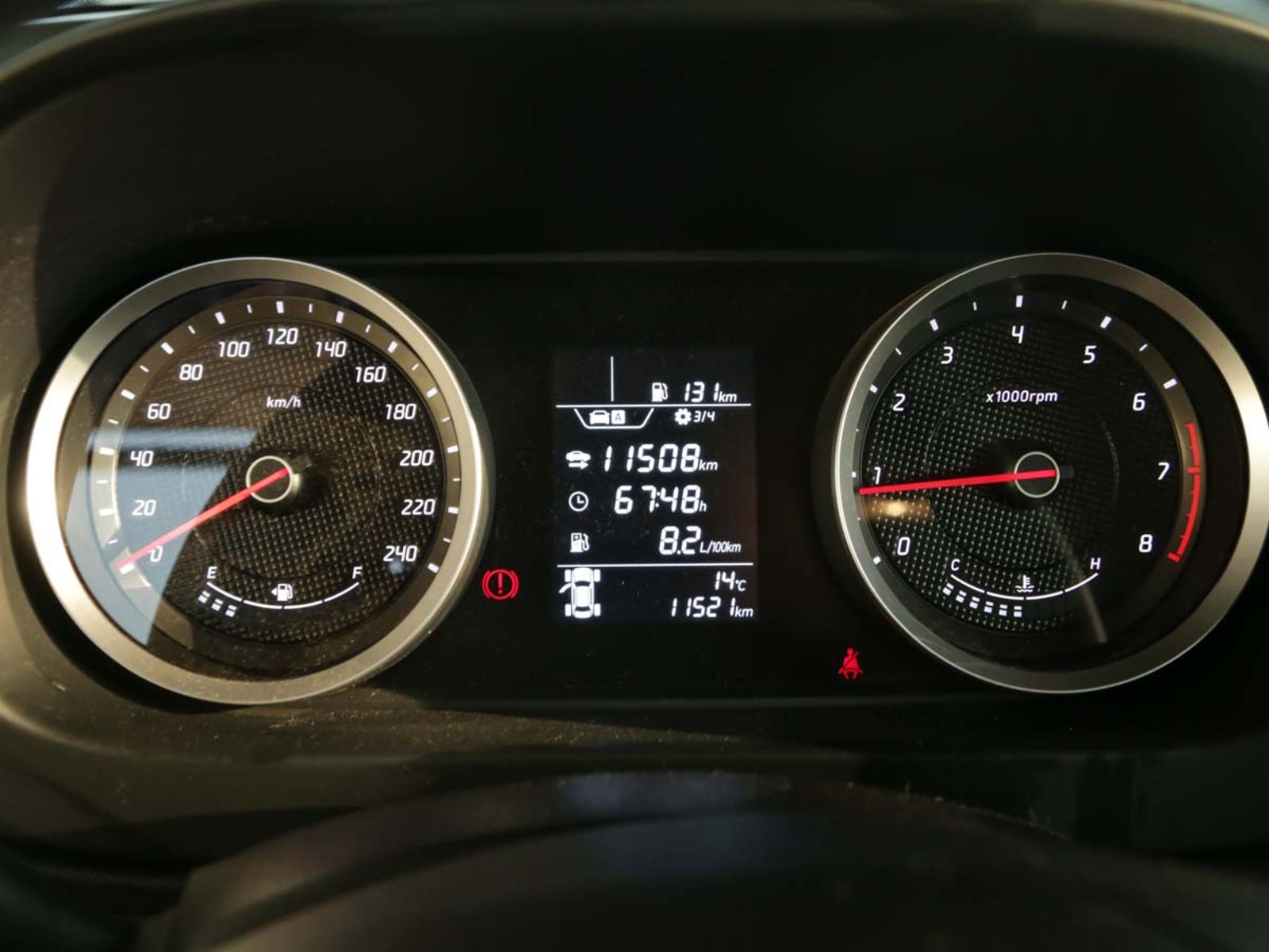 Hyundai VENUE QX 1.6 MT PLUS 2025 - Foto 5 de 8