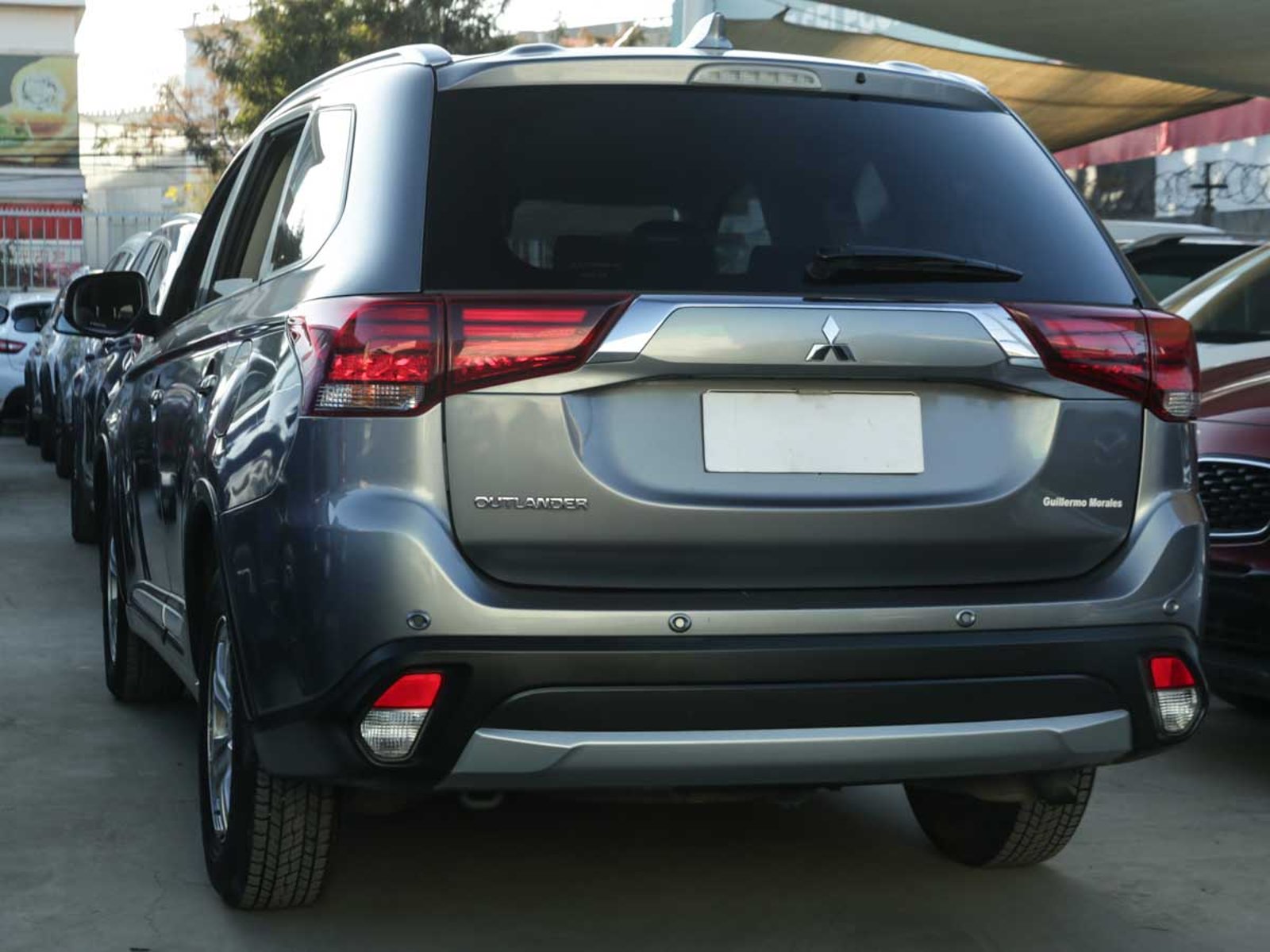 MITSUBISHI OUTLANDER 4X2  2.0 MEC 2019 - Imagen 4 de 13