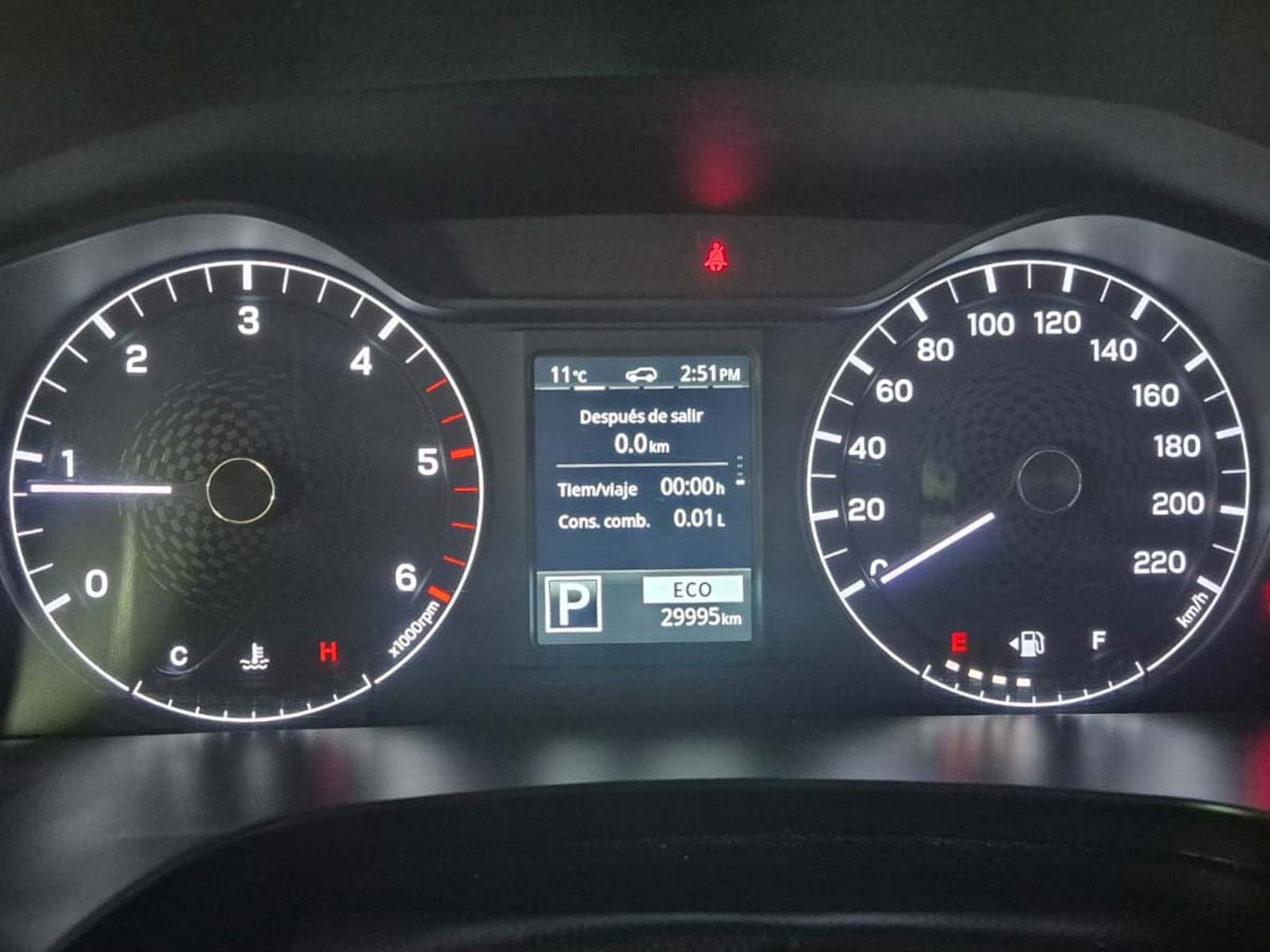 SsangYong NEW REXTON GLX 2.2TD 8AT 2WD 6AB * 2025 - Foto 5 de 8