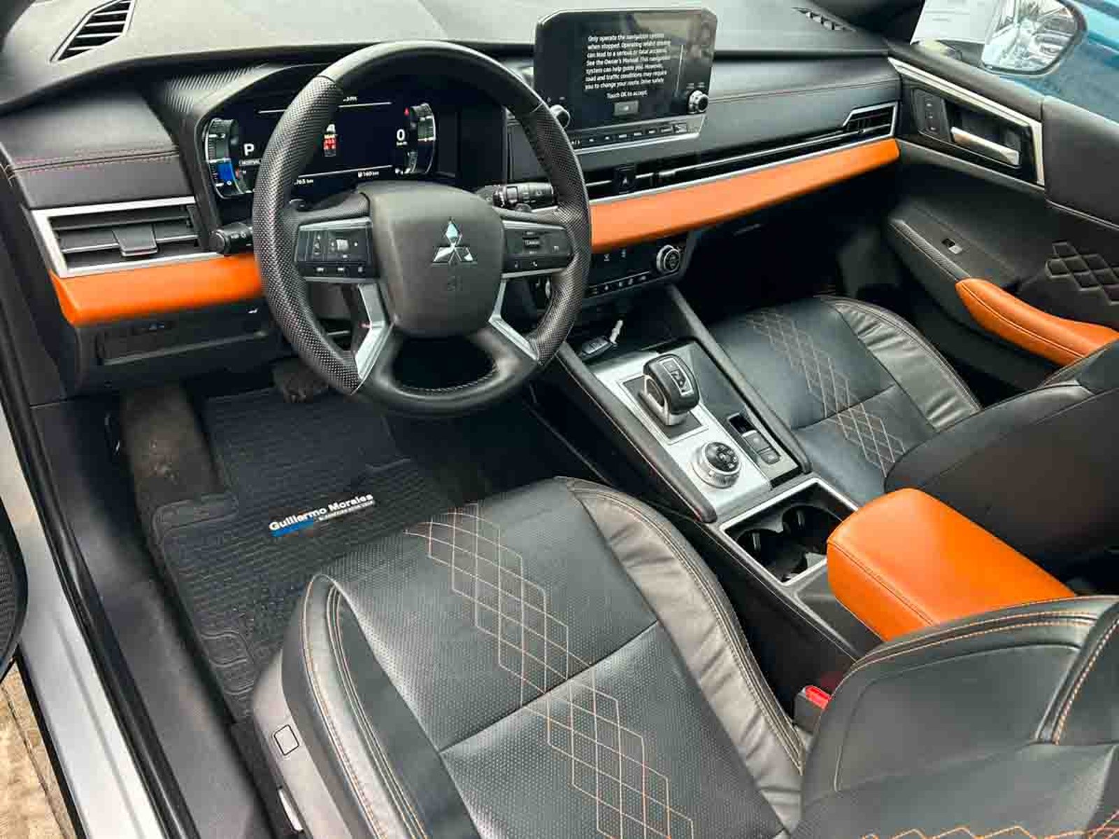 MITSUBISHI NEW OUTLANDER 4X4 AT GLS LIMITED 2024 - Imagen 6 de 8