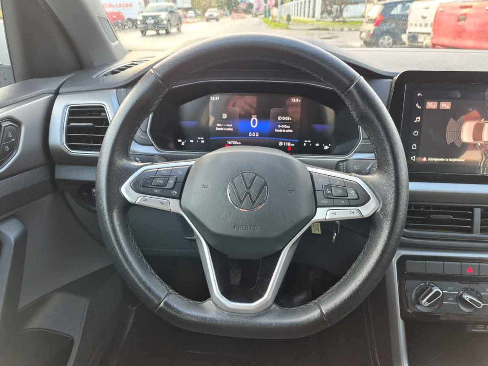 VOLKSWAGEN T CROSS TSI 1.0 2025 - Imagen 12 de 14