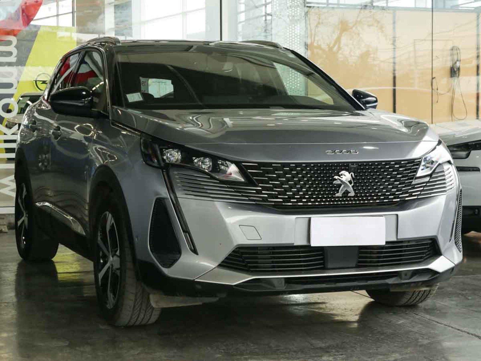 Peugeot 3008 GT BLUEHDI 130 EAT8 2023 - Foto 2 de 8