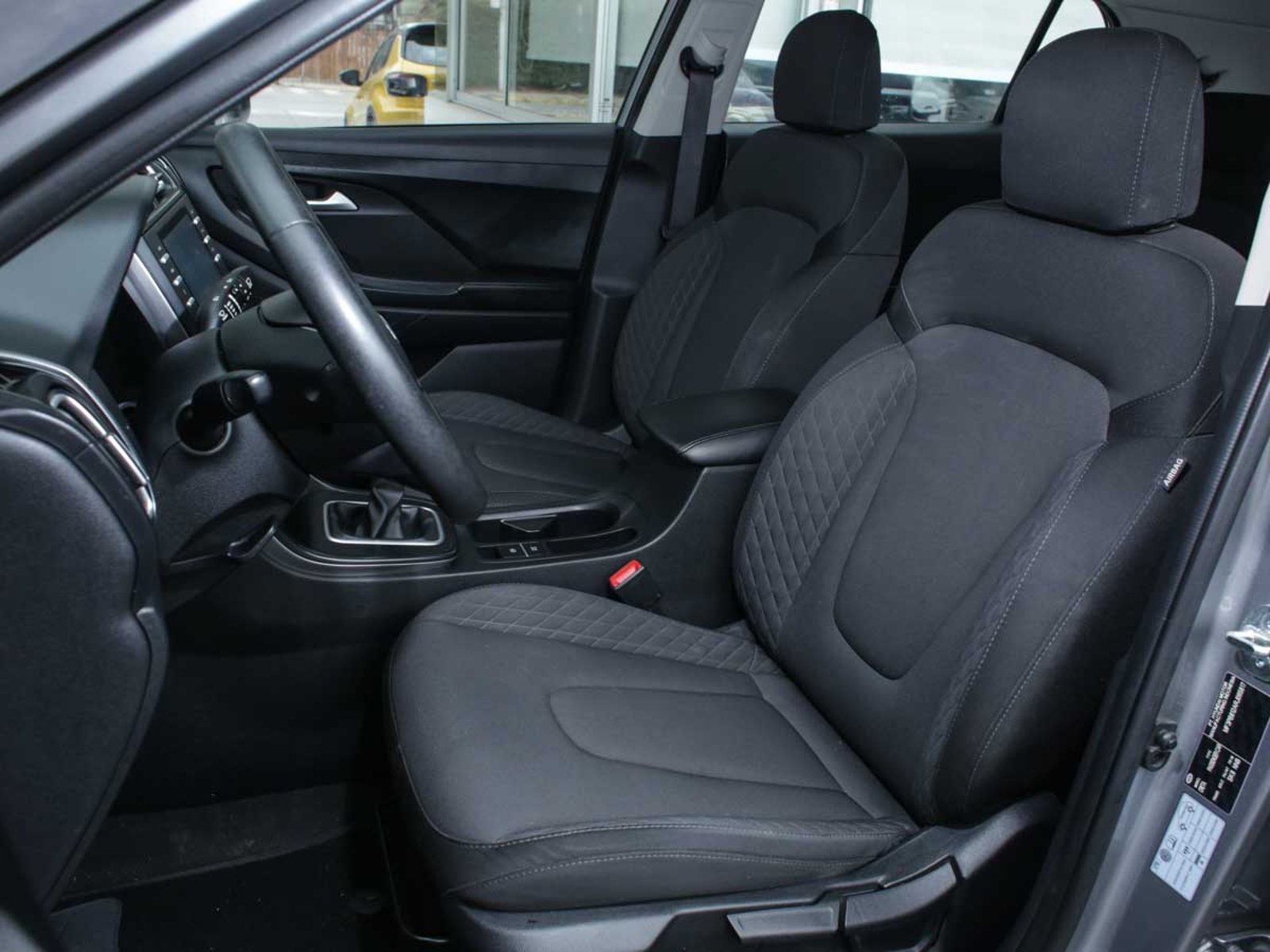 Hyundai CRETA SU2I 1.5 2024 - Imagen 7 de 8