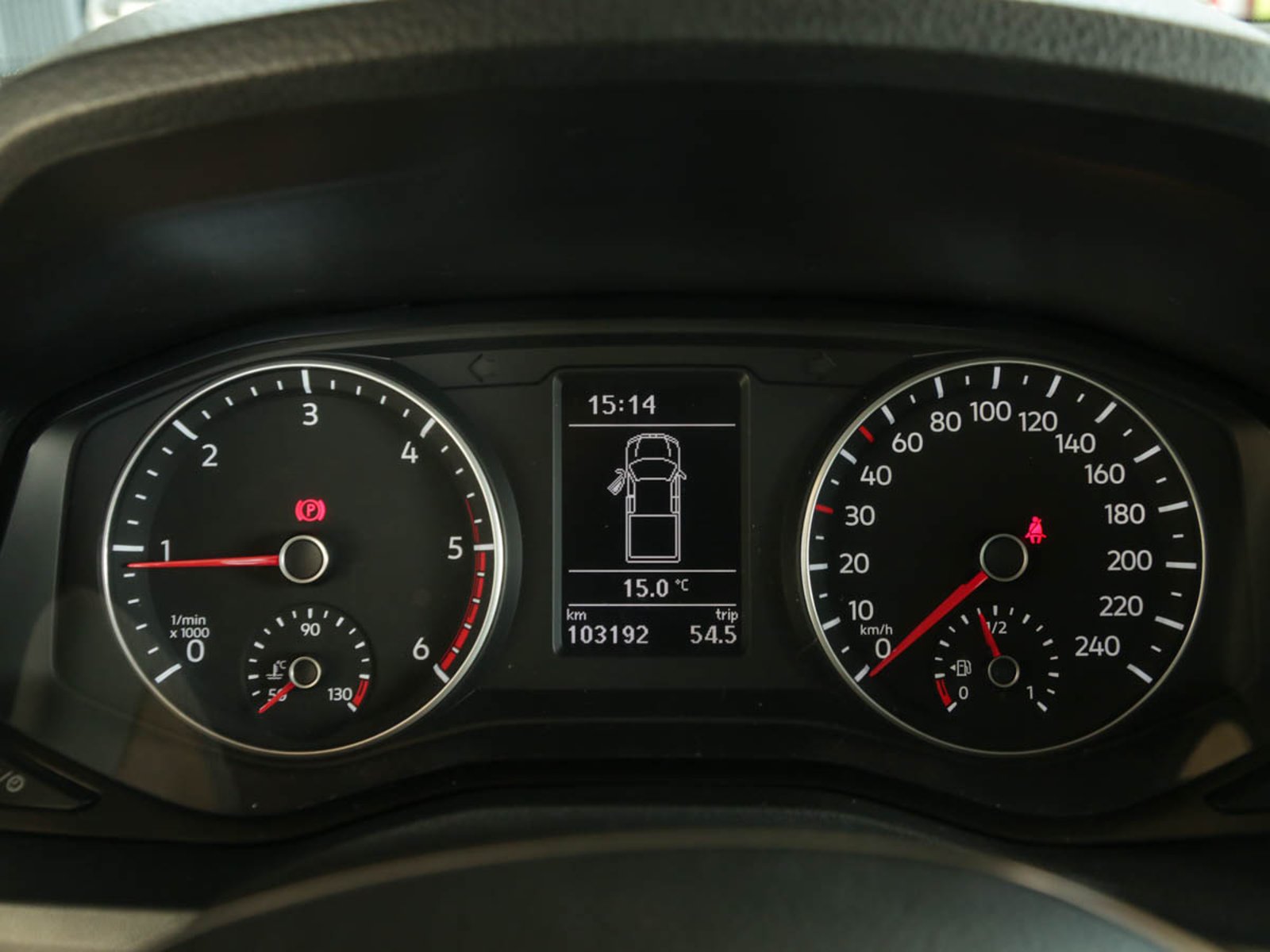 VOLKSWAGEN AMAROK TRENDLINE 4X4 2.0 TDI 180 HP 2021 - Foto 5 de 8