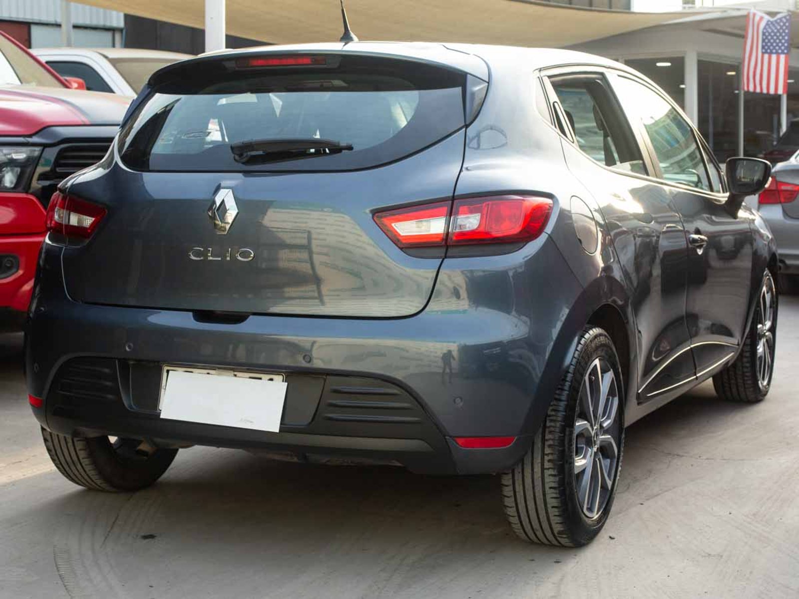 Renault CLIO IV HB 1.2 2020 - Imagen 4 de 8