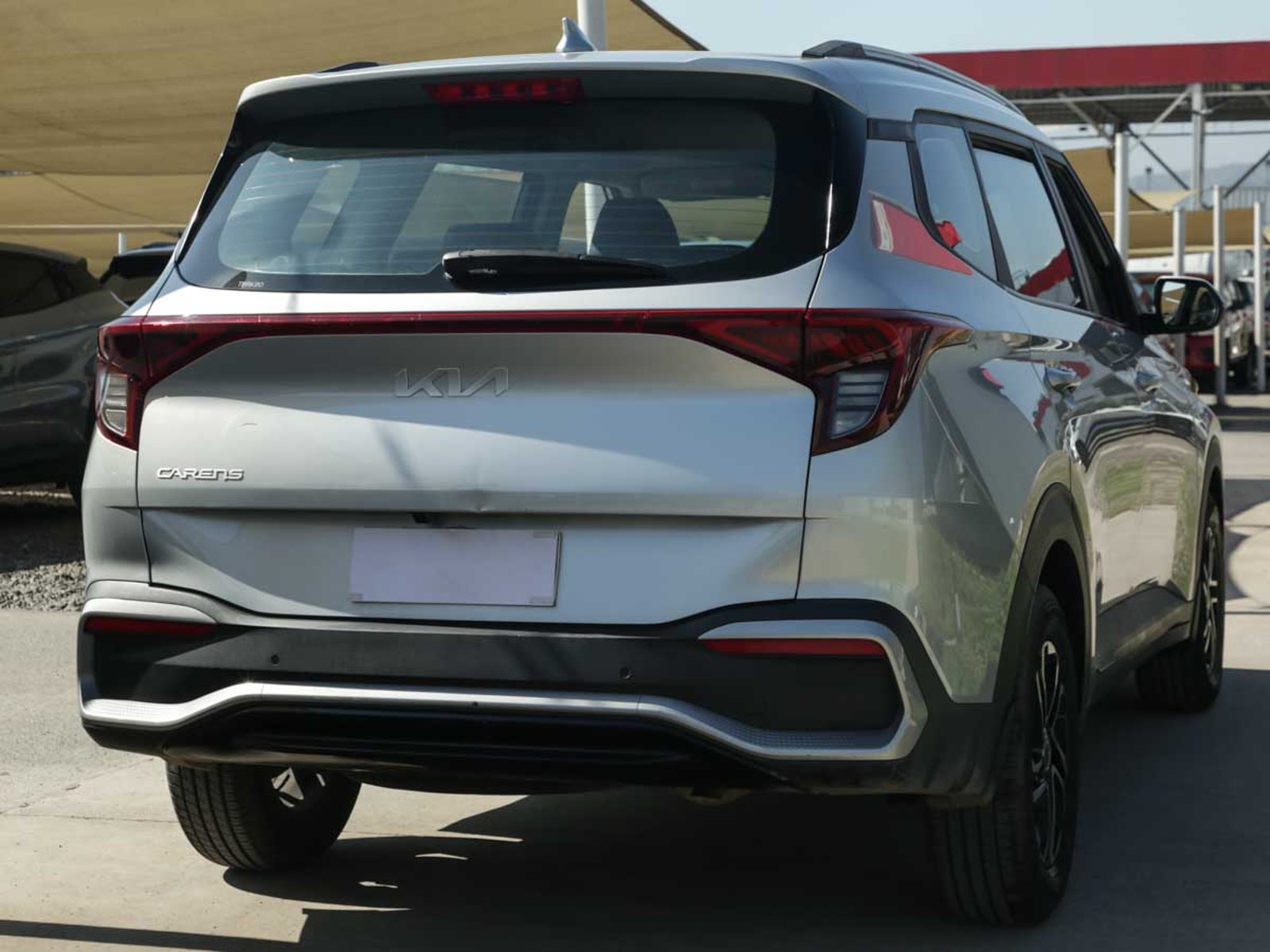 Kia CARENS 2024 - Imagen 4 de 8