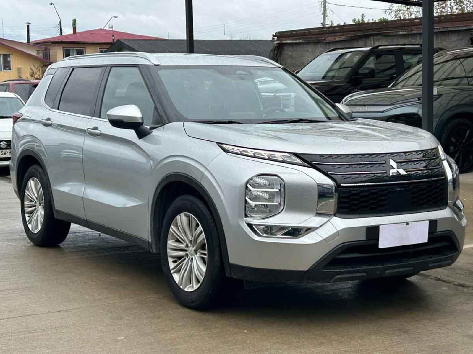 Mitsubishi NEW OUTLANDER 4X2 AT GL 2026 - Foto 2 de 8
