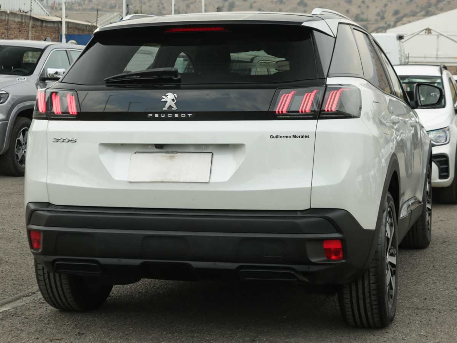 PEUGEOT 3008 ALLURE BLUEHDI 130 EAT8 2022 - Imagen 6 de 13