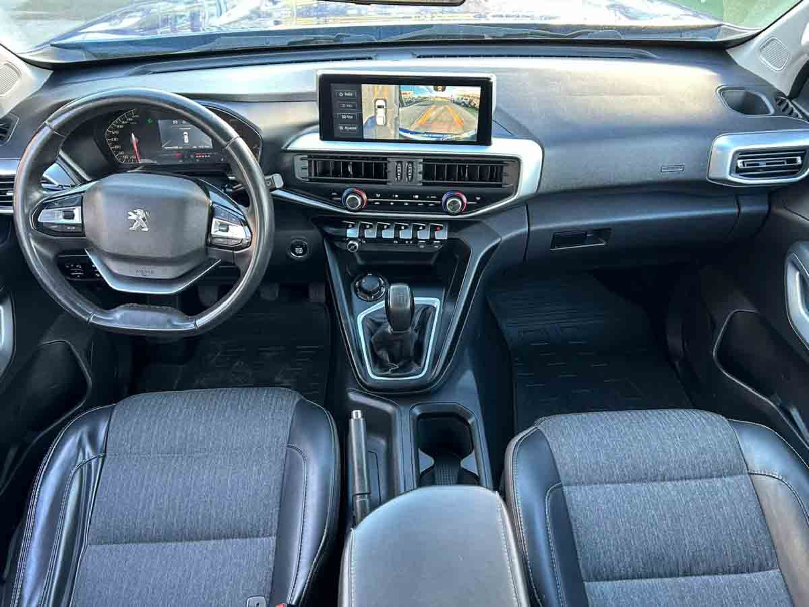 PEUGEOT LANDTREK 4X4 1.9 2023 - Imagen 12 de 16