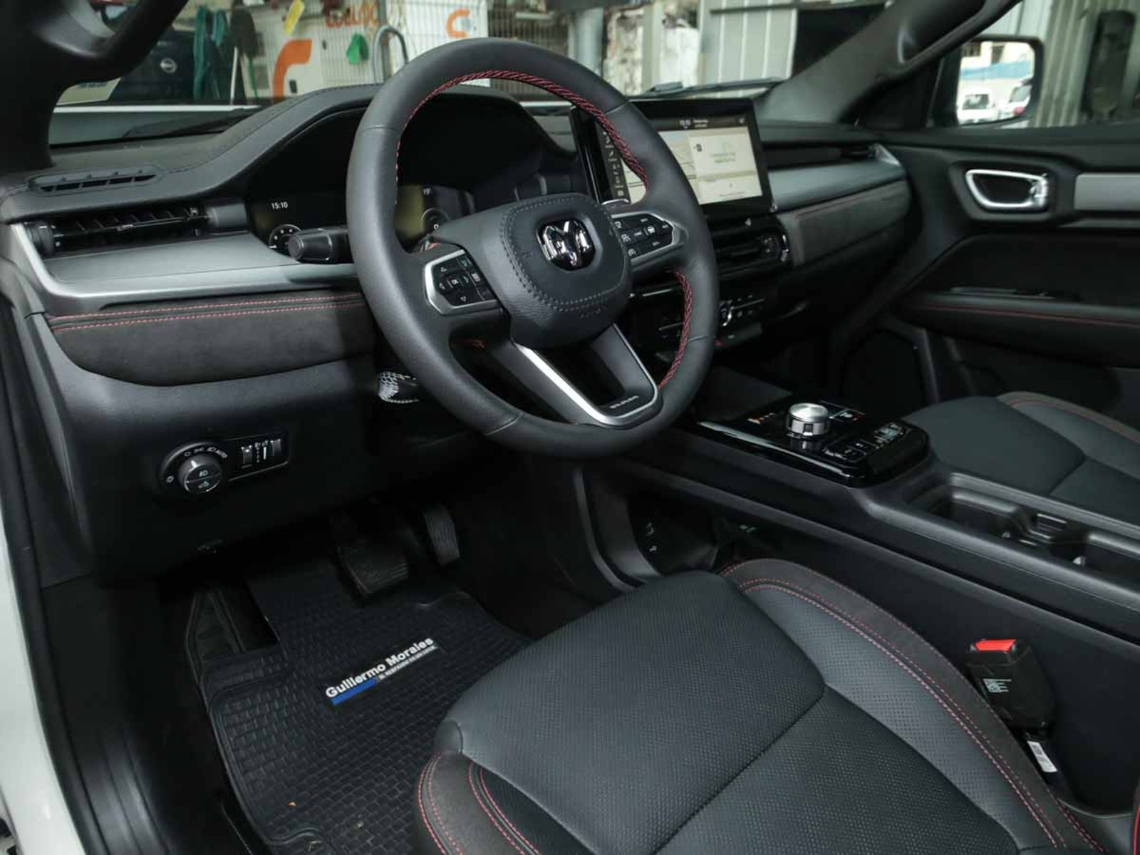 RAM RAMPAGE R/T 2.0 GASOLINA 272 HP 4X4 AT 2026 - Imagen 6 de 8