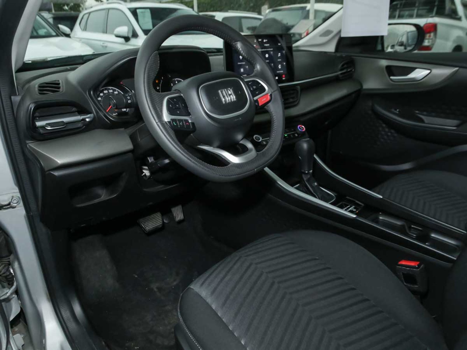 FIAT FASTBACK AUDACE 2023 - Imagen 8 de 13