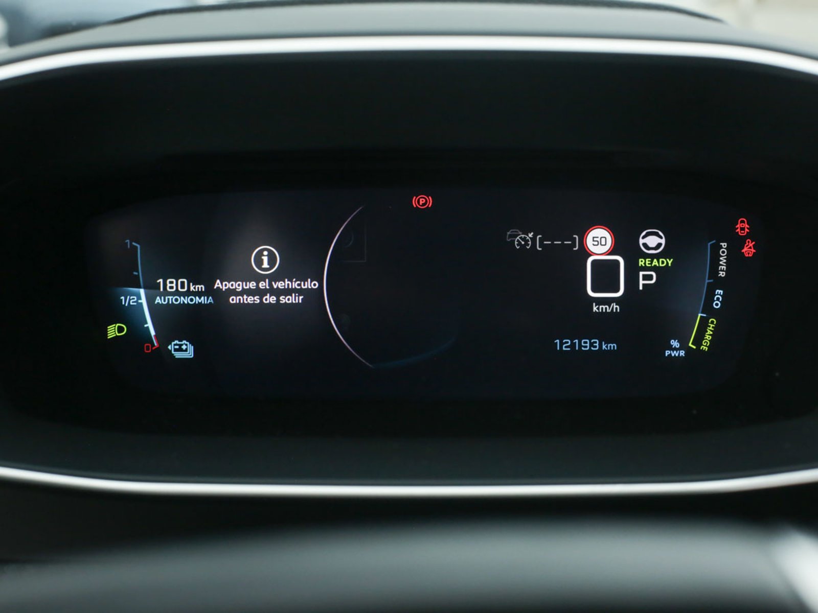Peugeot E 2008 ELECTRIC AUT 2024 - Imagen 5 de 8