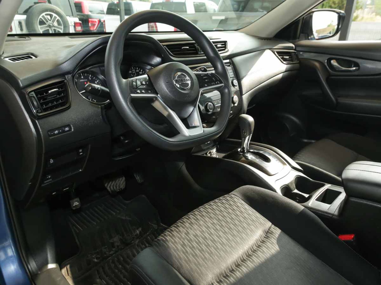 NISSAN X TRAIL 2.5 AUT 2021 - Imagen 8 de 14