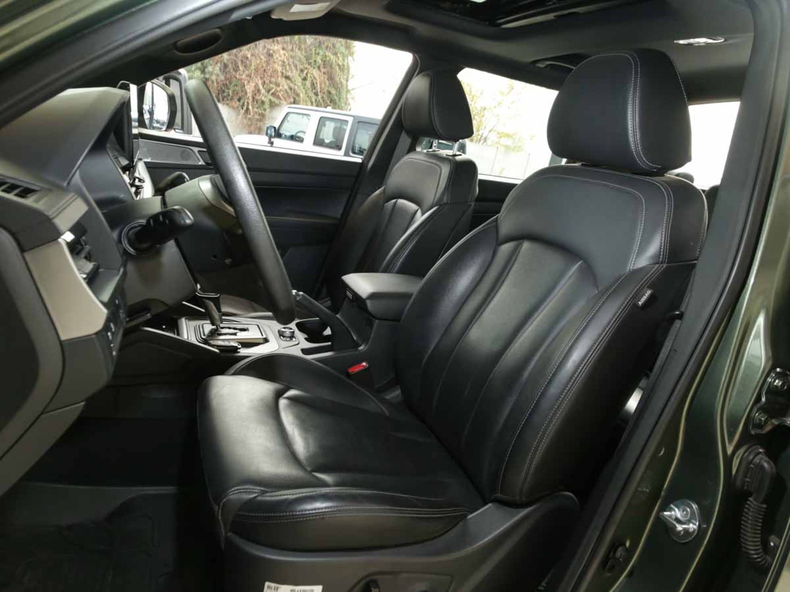 SsangYong NEW MUSSO GRAND LIMITED 4X4 2.2 AUT 2025 - Imagen 7 de 8