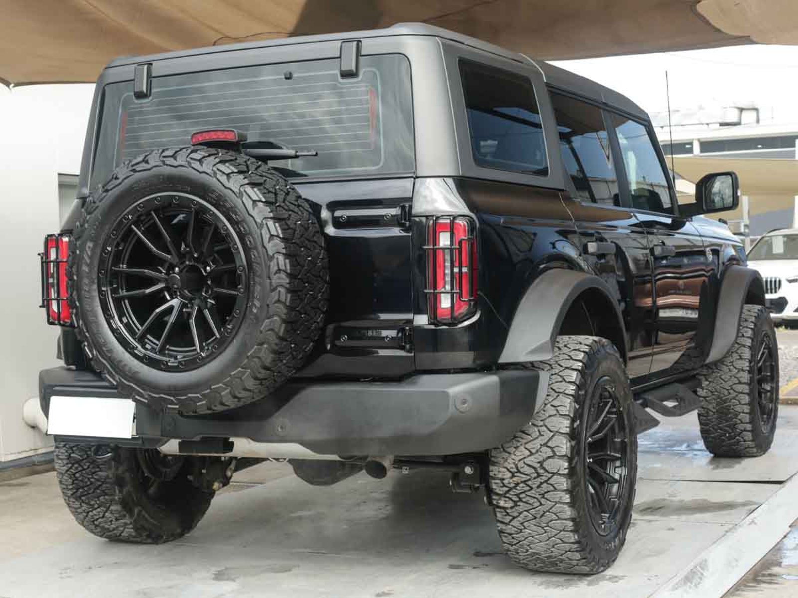Ford BRONCO WILDTRAK 4X4 2.7 AUT 2025 - Foto 4 de 8
