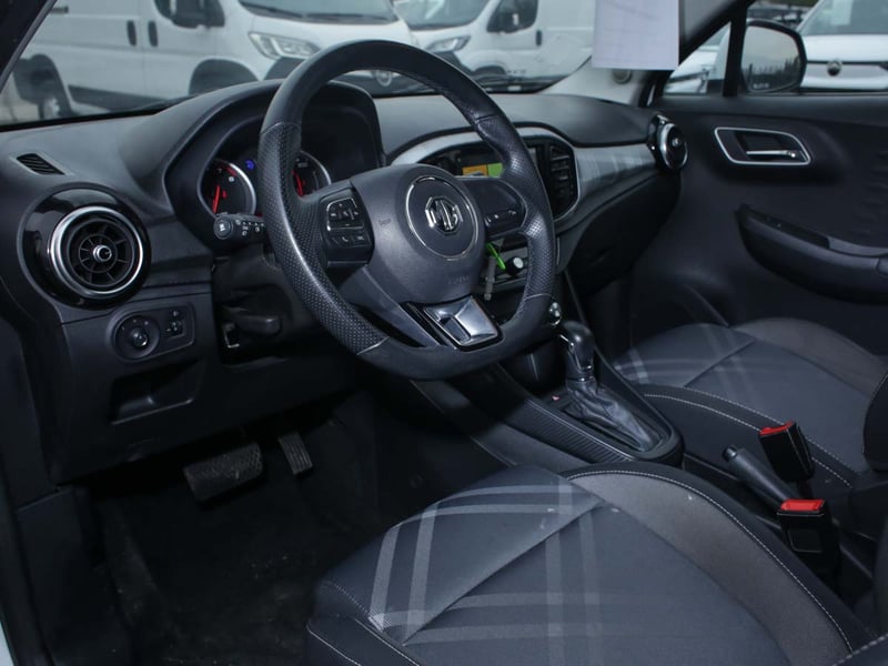 MG 3 HATCH BACK 1.5 2022 - Imagen 6 de 8