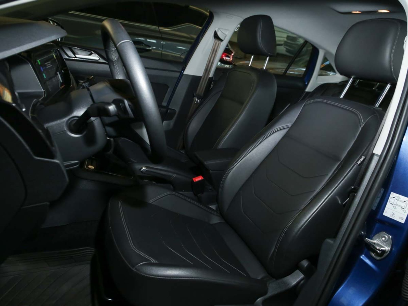 VOLKSWAGEN VIRTUS TSI 1.0 AUT 2025 - Imagen 7 de 8