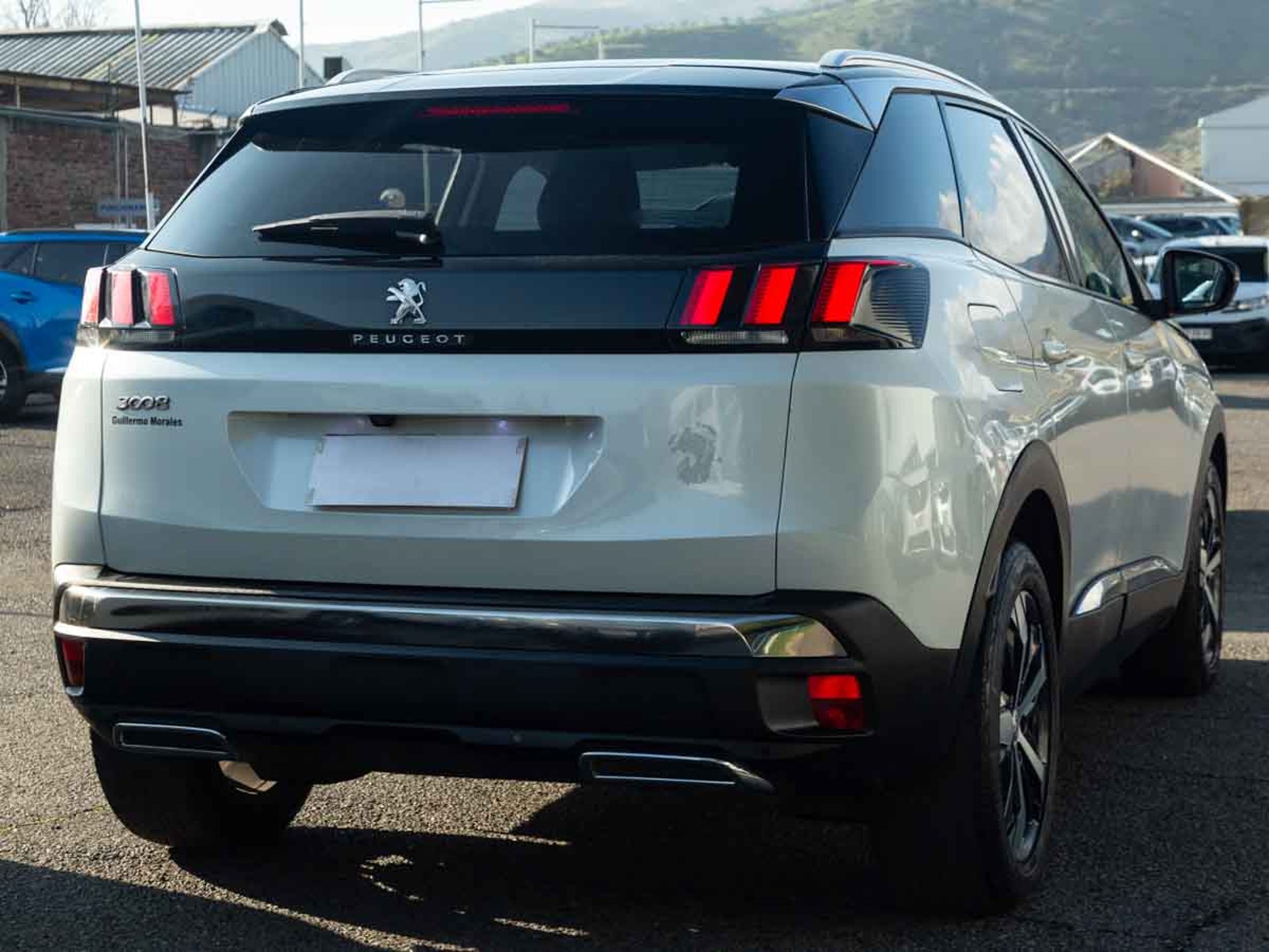 Peugeot 3008 ALLURE BLUEHDI 1.5 AUT 2020 - Foto 4 de 8