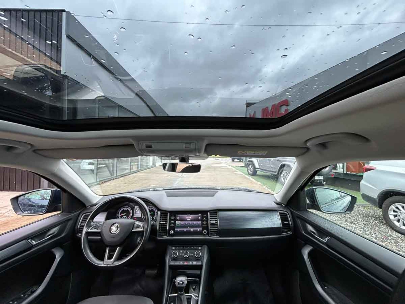 SKODA KODIAQ TSI 1.4 AUT 2020 - Imagen 15 de 17